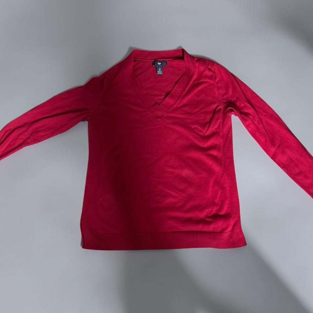 Gap Women's Lightweight V-Neck Sweater Burgundy Size Small